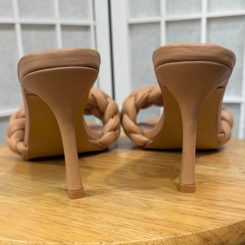 Amazon size 10